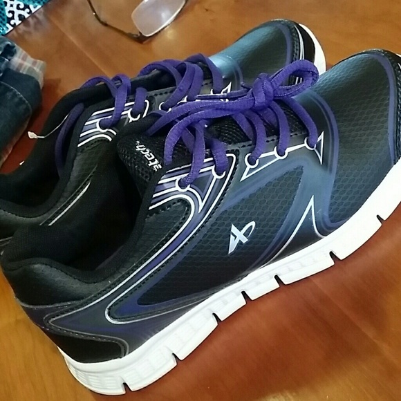 athletech tennis shoes